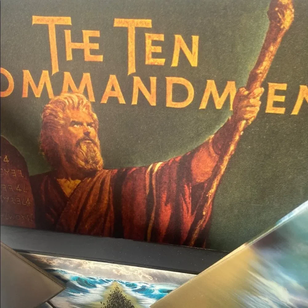 The Ten Commandments Limited Edition Set 18,622 of 100,000. Plays Bluray & DVD - Picture 8 of 11